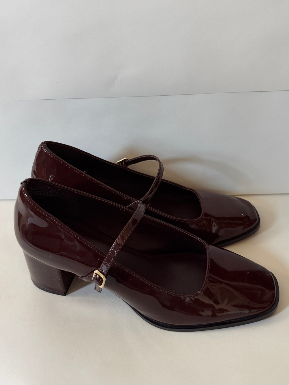 MADEWELL Women’s Mary Jane Block Heel Pumps in Dark Burgundy
